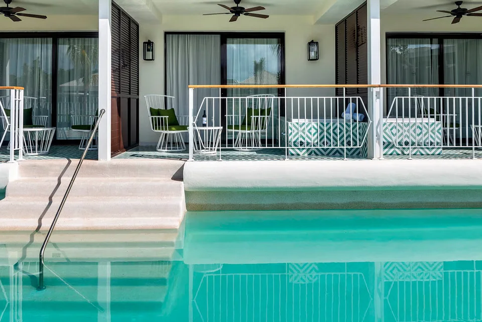Privilege Junior Suite Swim Up